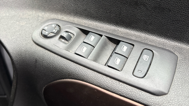 Peugeot Rifter 1.5 BlueHDi 130 GT Line 5dr Diesel Estate